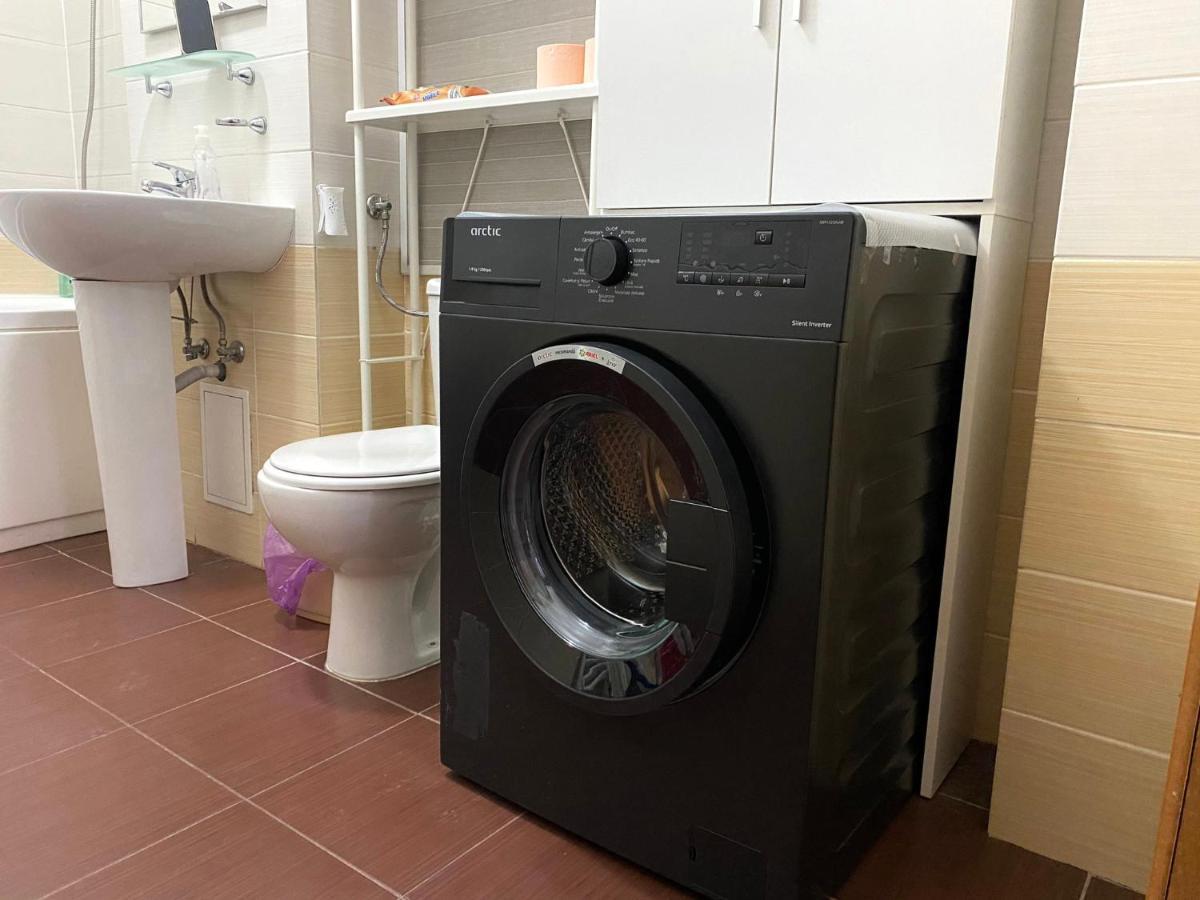 Sky Modern 1 Bedroom Apt W Free Parking 부쿠레슈티 외부 사진