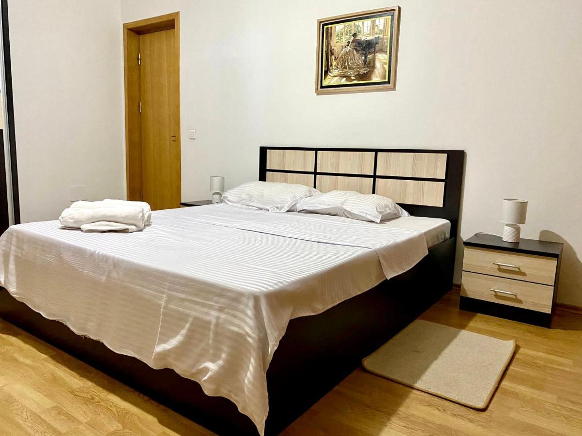 Sky Modern 1 Bedroom Apt W Free Parking 부쿠레슈티 외부 사진